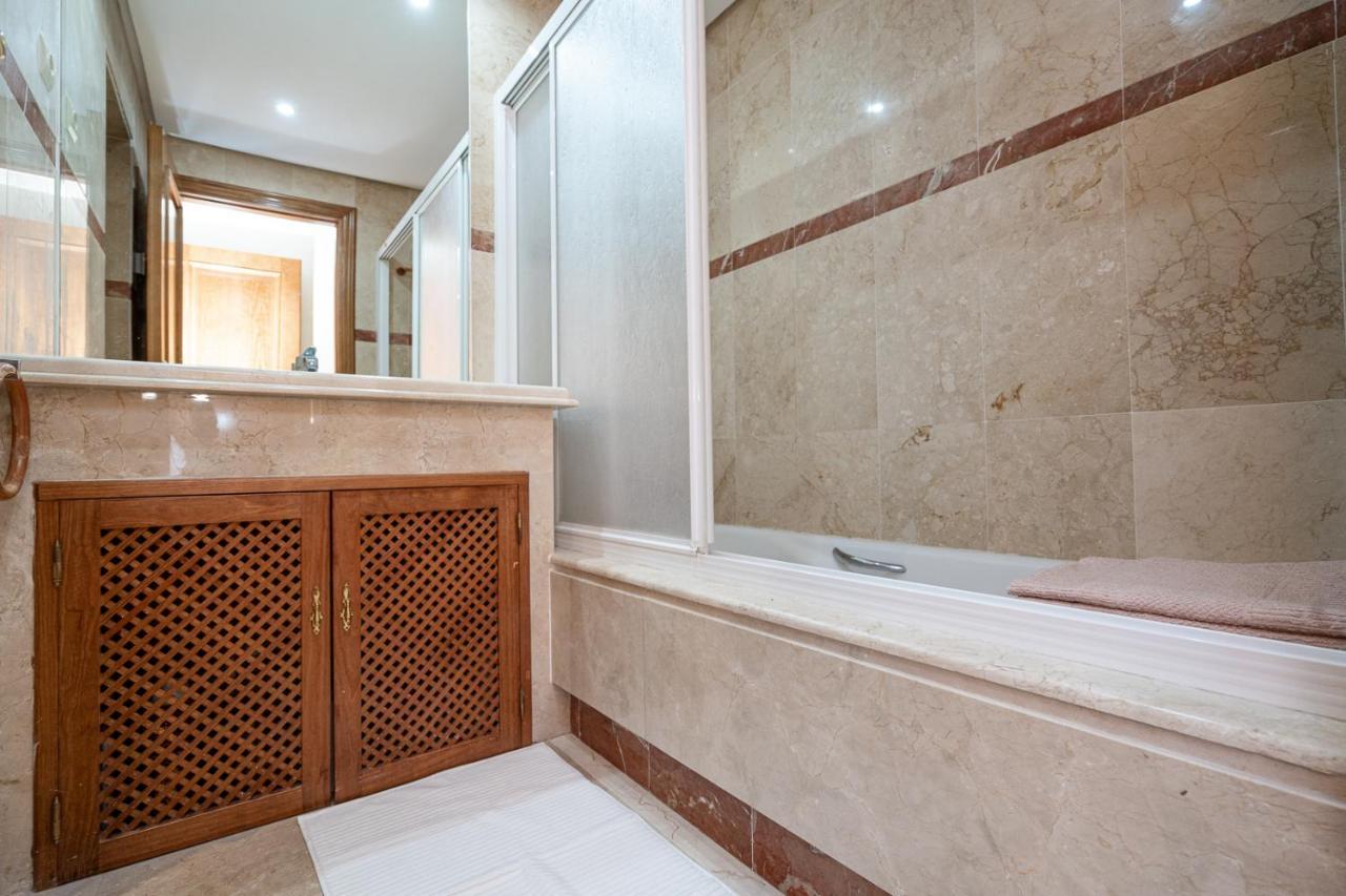 Costalita Beach Apartment Estepona Buitenkant foto